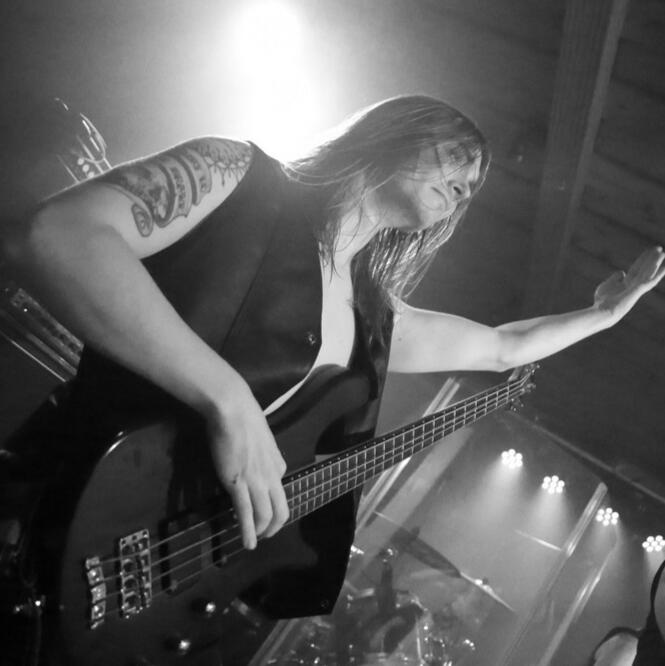 Fabi (Bass)